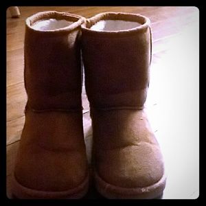 Kid clothes and shoes